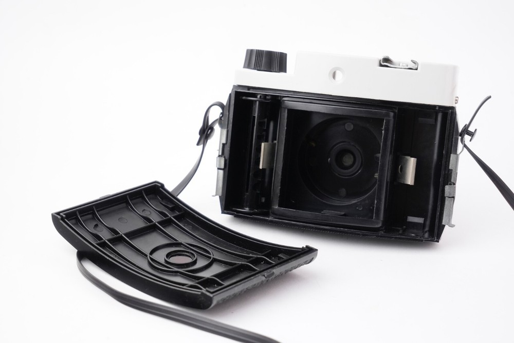 1981 AMI 66 Medium Format 6x6cm Camera