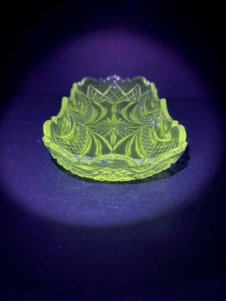 Ornate Serving Platter 11"