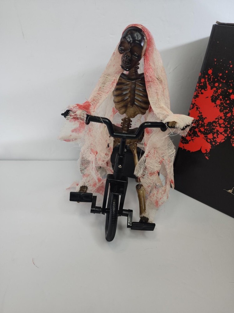 Gute Decor SKELETON ON Bike