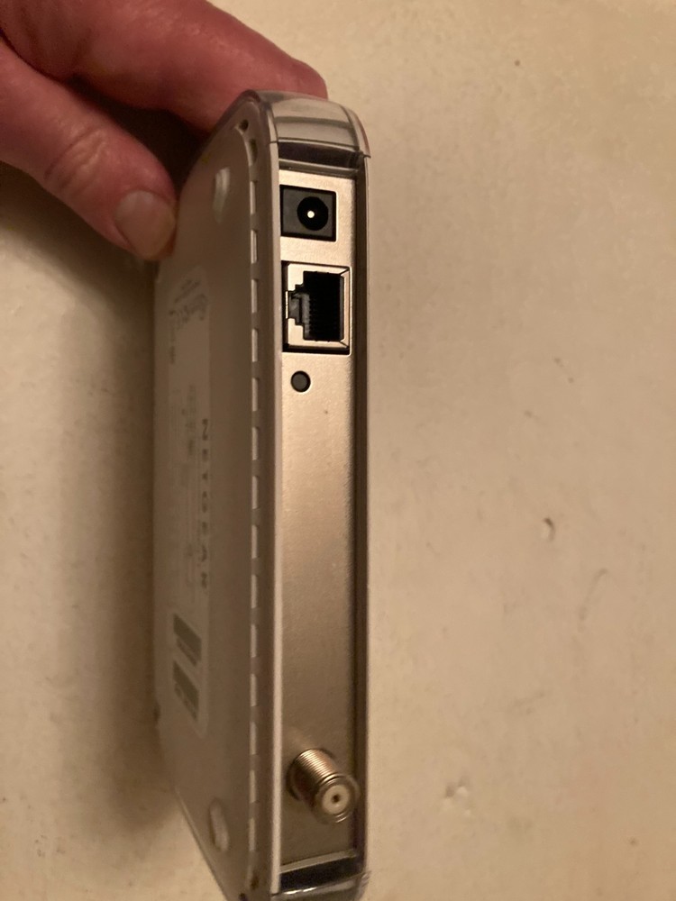 Netgear CMD31T Cable Modem Router High Speed Internet Comcast Xfinity