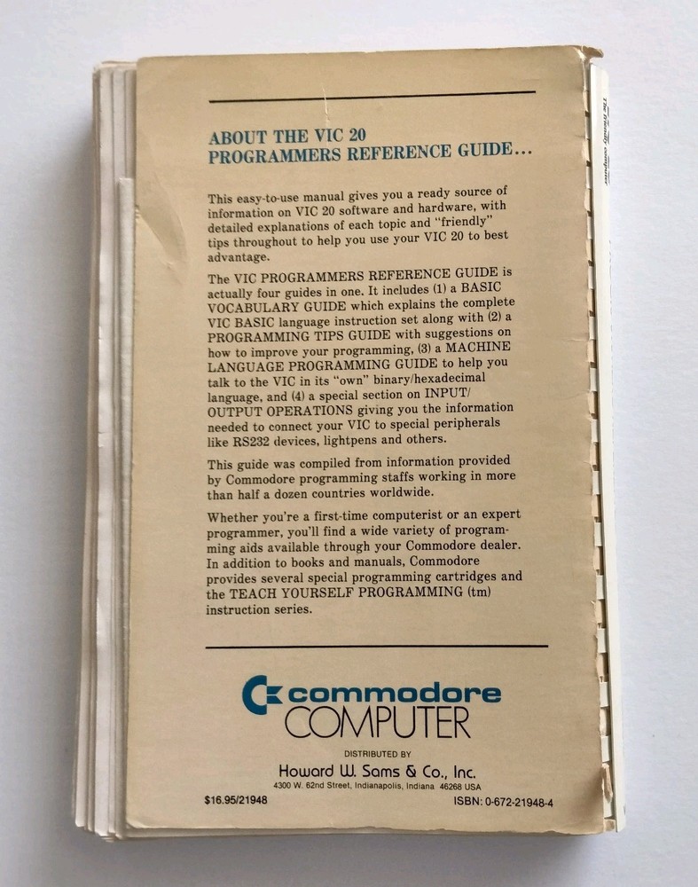 Commodore VIC-20 Computer Programmers Reference Guide First Edition 1982 Vintage