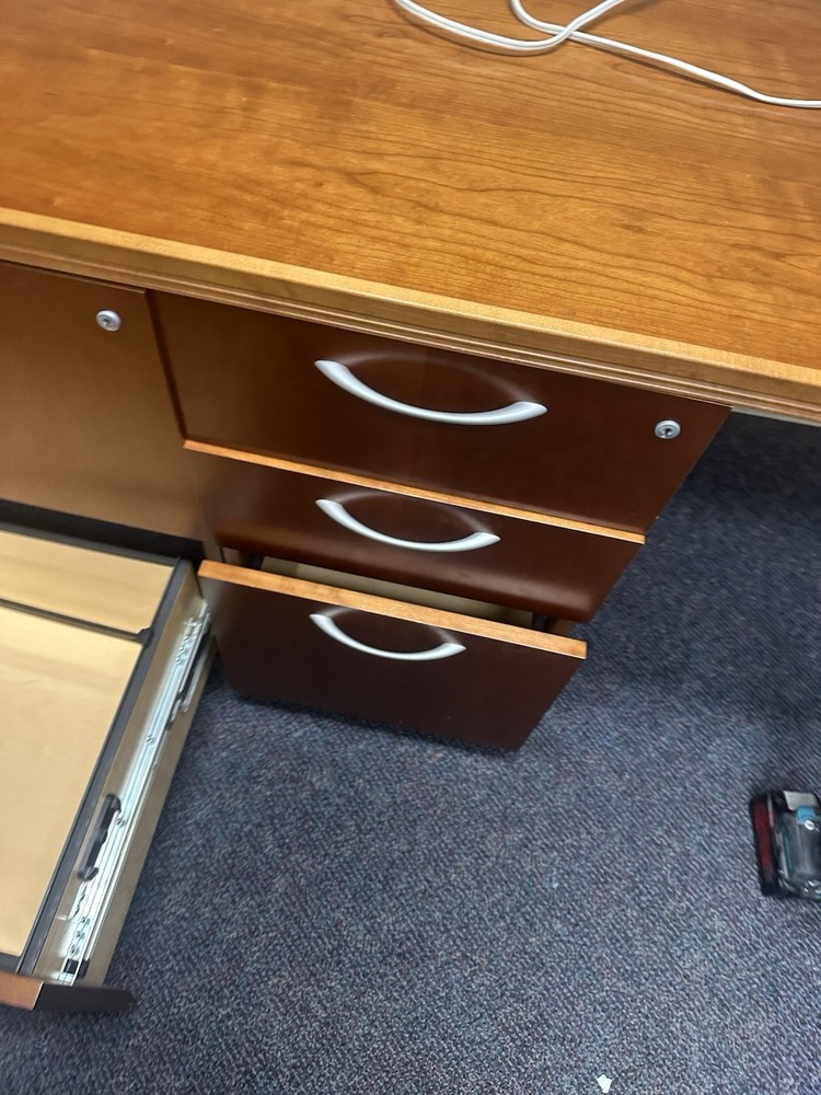 Modern office Desk