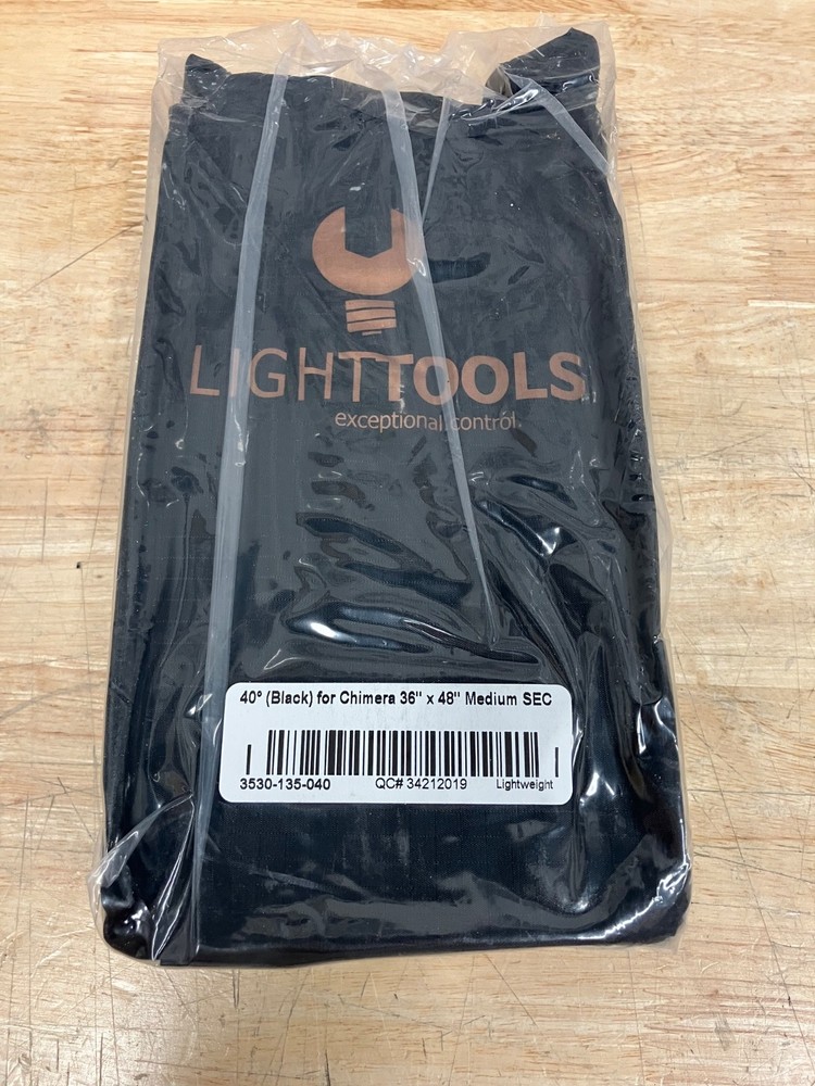 Light Tools Fabric Grid for Medium Chimera Softbox - 40 degrees 36x48 - Skypanel