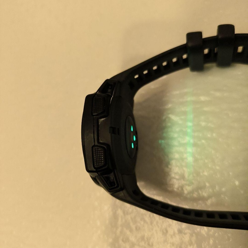 GARMIN instinct