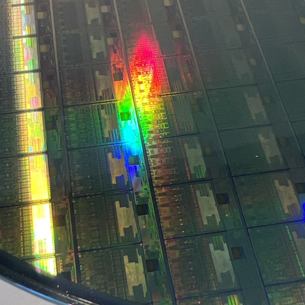 200mm Patterned Silicon Wafers semiconductors Art the Technology