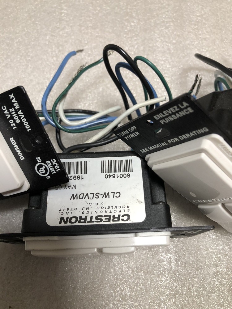 3 Crestron CLW-SLVDW (White) 3 Button Dimmer removed 100% working