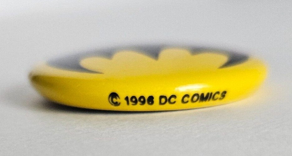 DC Comics Batman 1996 Promo 1 1/8 Inch Pin