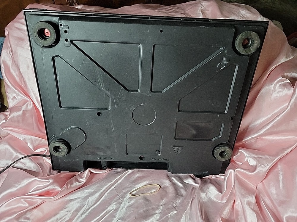 Technics SL-QD33 Fully Automatic Quartz Direct Drive Turntable Tested/Working