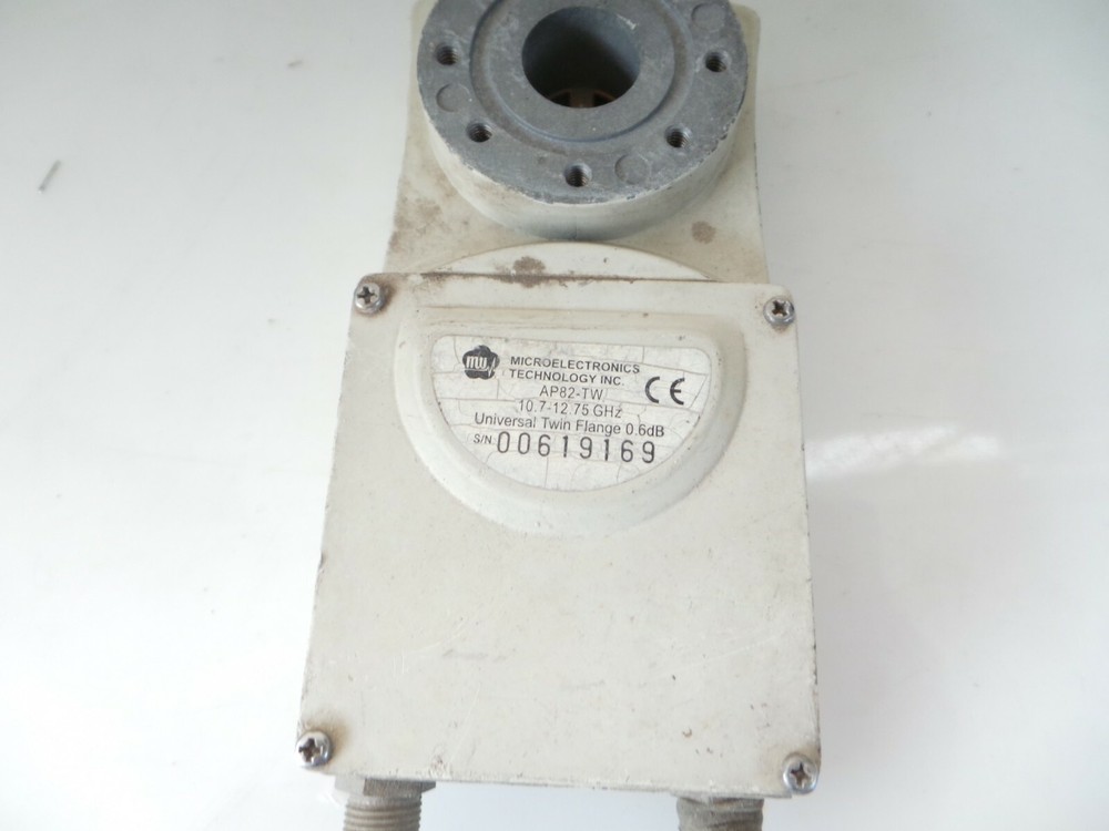 Microelectronics Technology AP82-TW 10.7-12.75 GHz 0.6db Universal Twin Flange