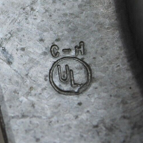 C-H 8.5 cu. in. Square Device Cover
