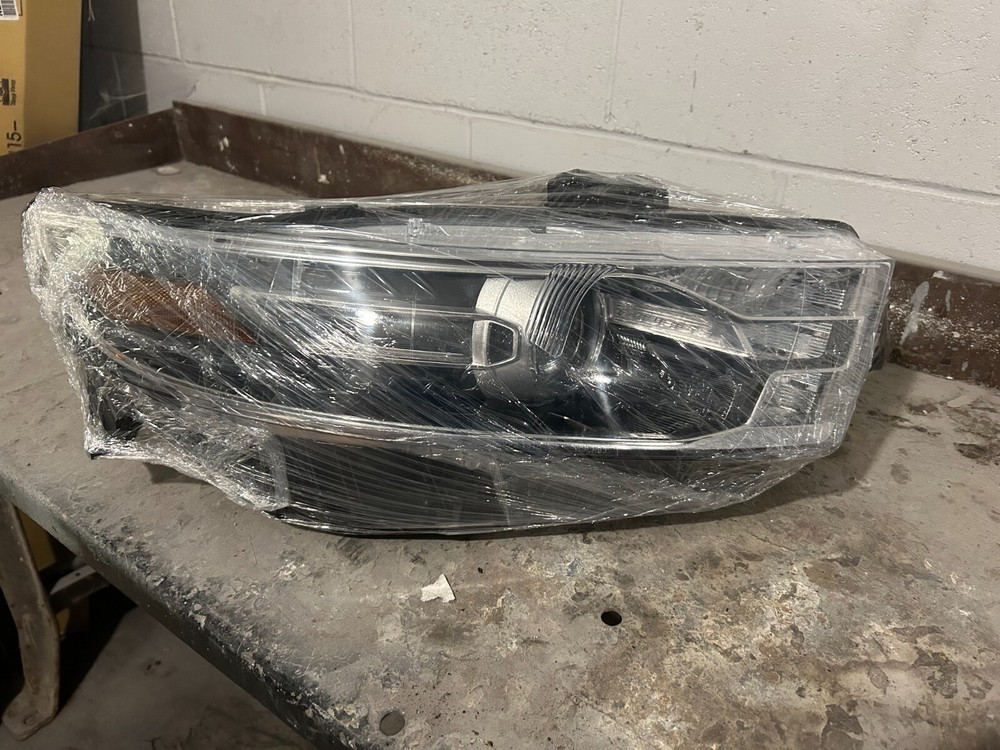 2019 Nissan Rogue RT Headlamp Halogen (DARK GREY)