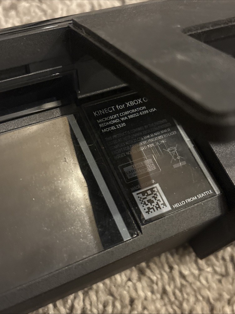 Microsoft XBOX One Kinect Sensor Bar Black Model 1520 Working With Cord