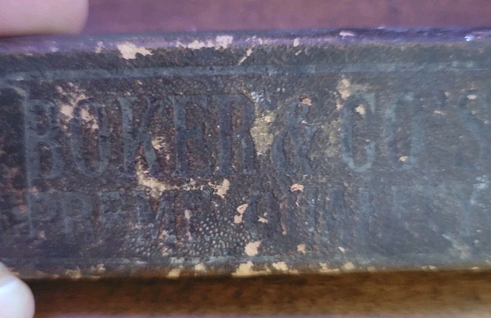 Vintage Razor And Razor Boxes