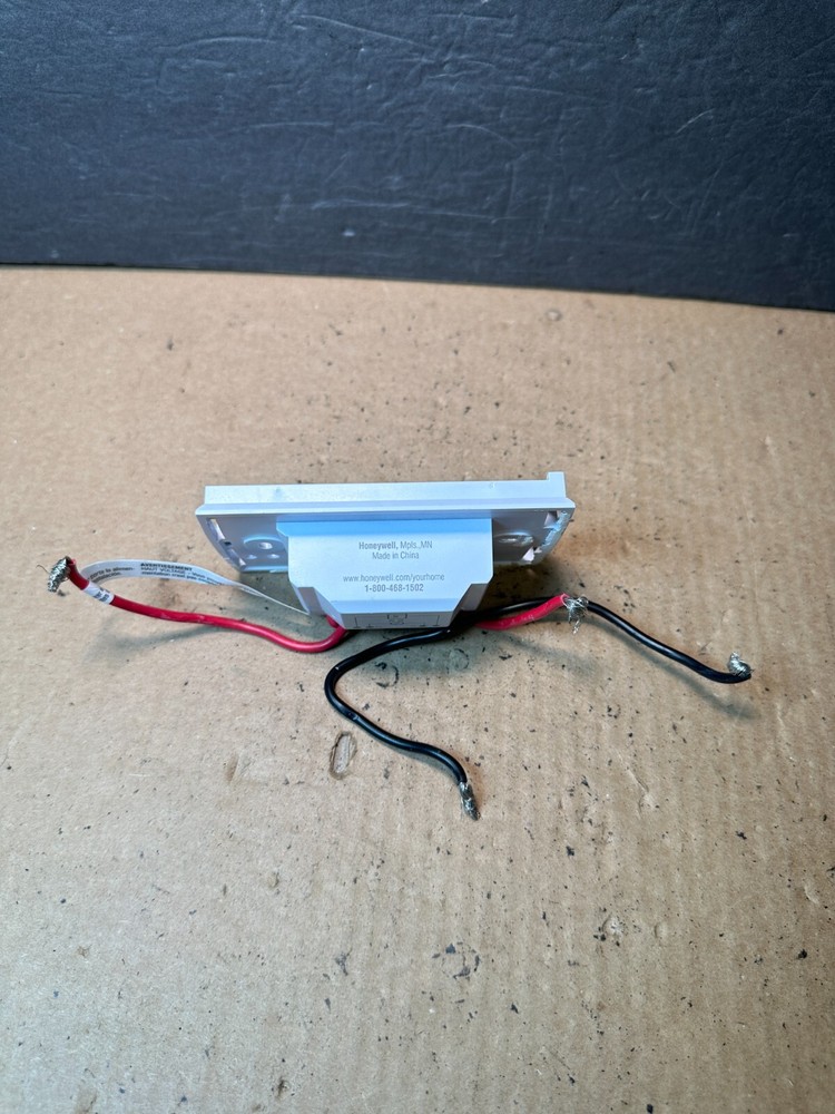 Honeywell Line Voltage (baseboard) 7 Day Programmable Thermostat Backplate!!!