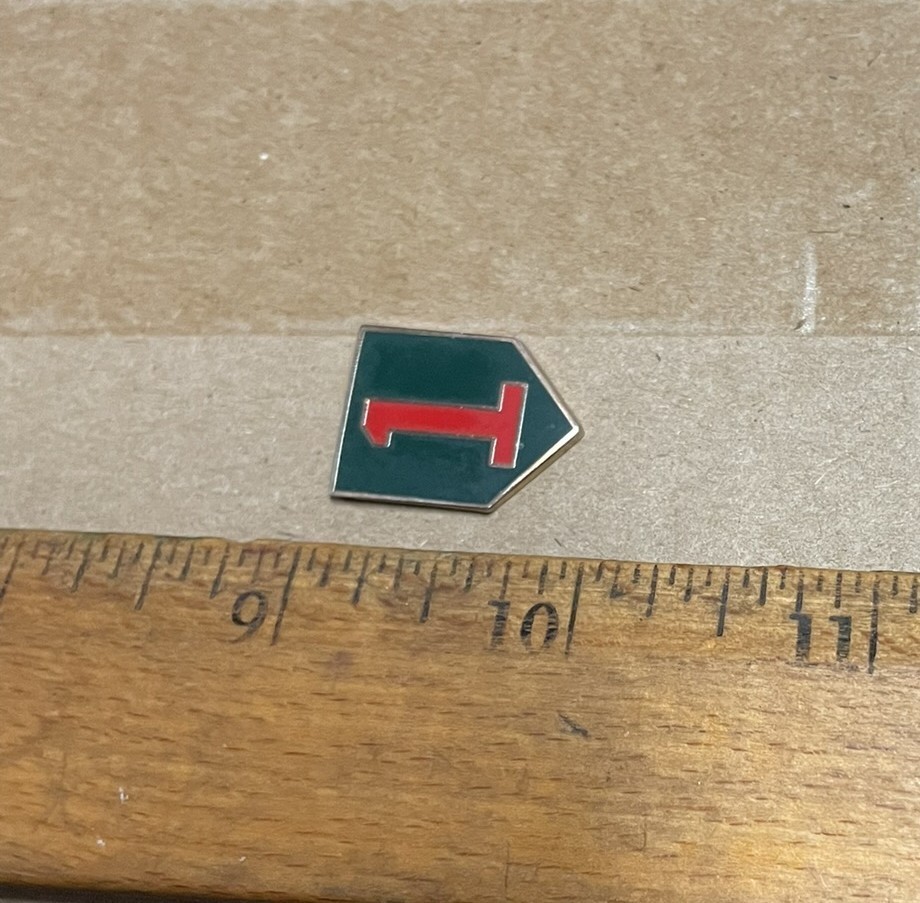US Army - 1st Infantry Division Pin