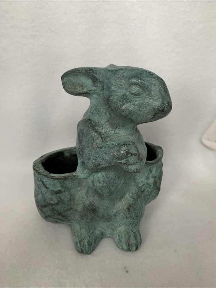 Antique Brass Solid Rabbit Holder Green