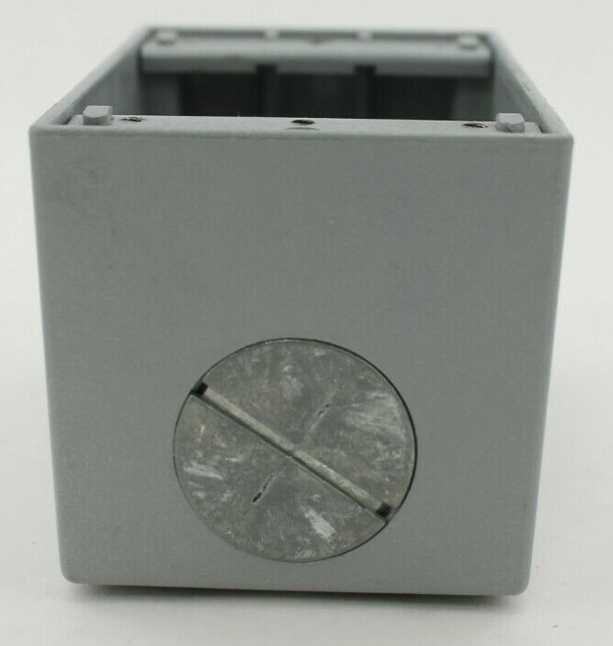 GDC 93C6 1-Gang Outlet Box