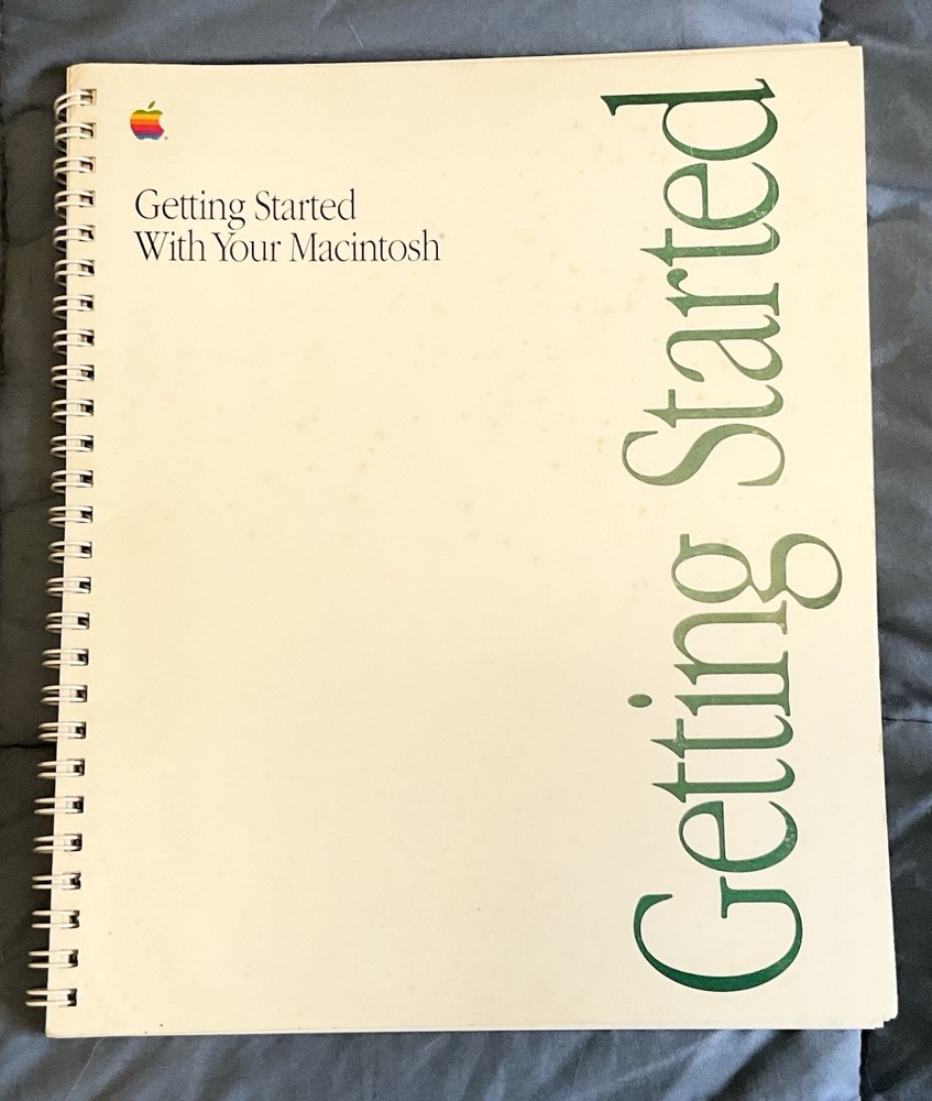 Apple Getting Started With Your Macintosh Manual (1990) 030-4014-A