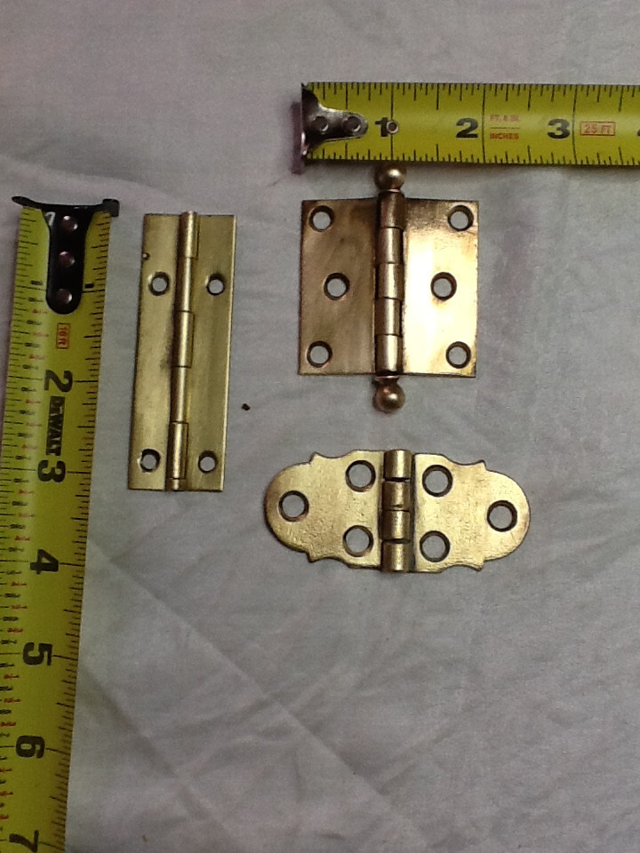 3 ASSORTED VINTAGE SOLID BRASS HINGES 051824g