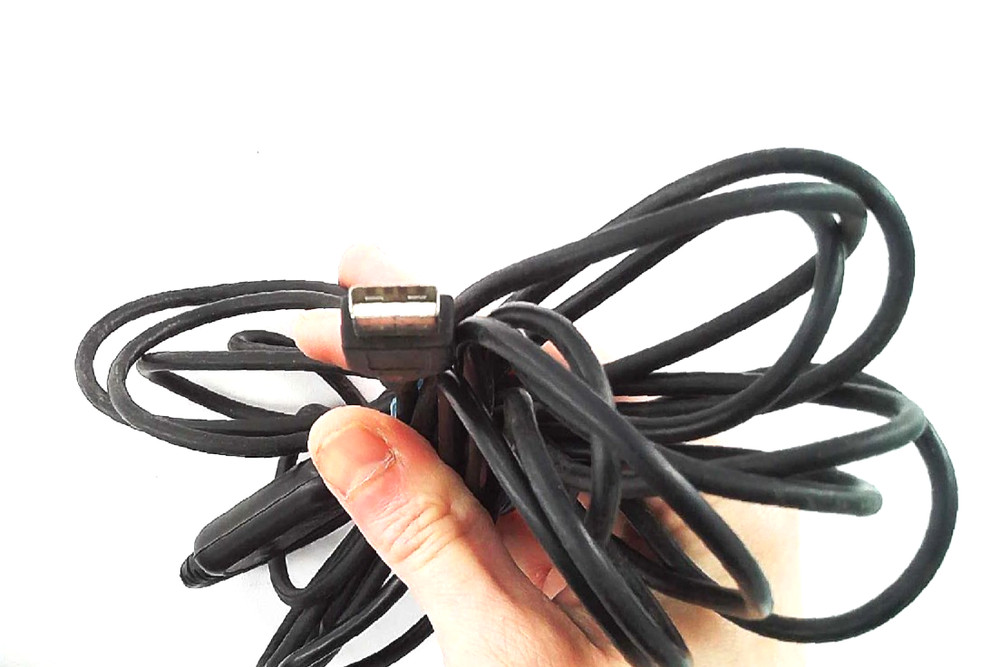 USB Wired Dynamic Microphone – Handheld Karaoke Mic – Black