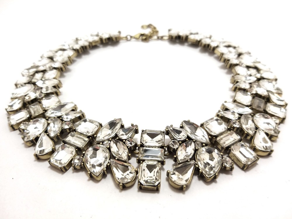 Gorgeous BaubleBar Crystal Silver Tone Cluster Choker Statement Necklace