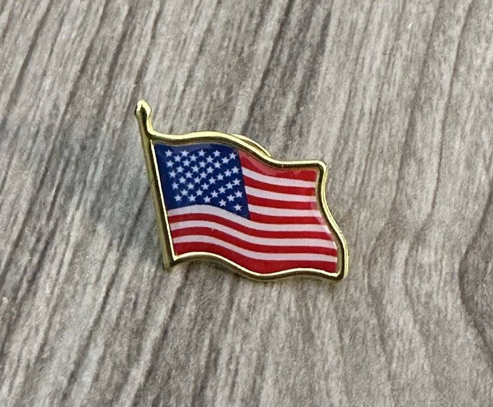 American Flag Gold Lapel Pin