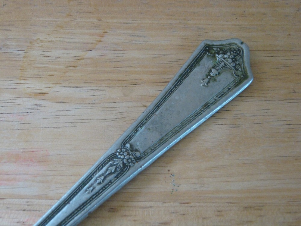 Vintage Rogers R. C. Co. Bouquet Silverplate Pie Server