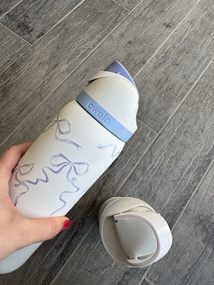 A Bundle Of 2 Owala Water Bottles