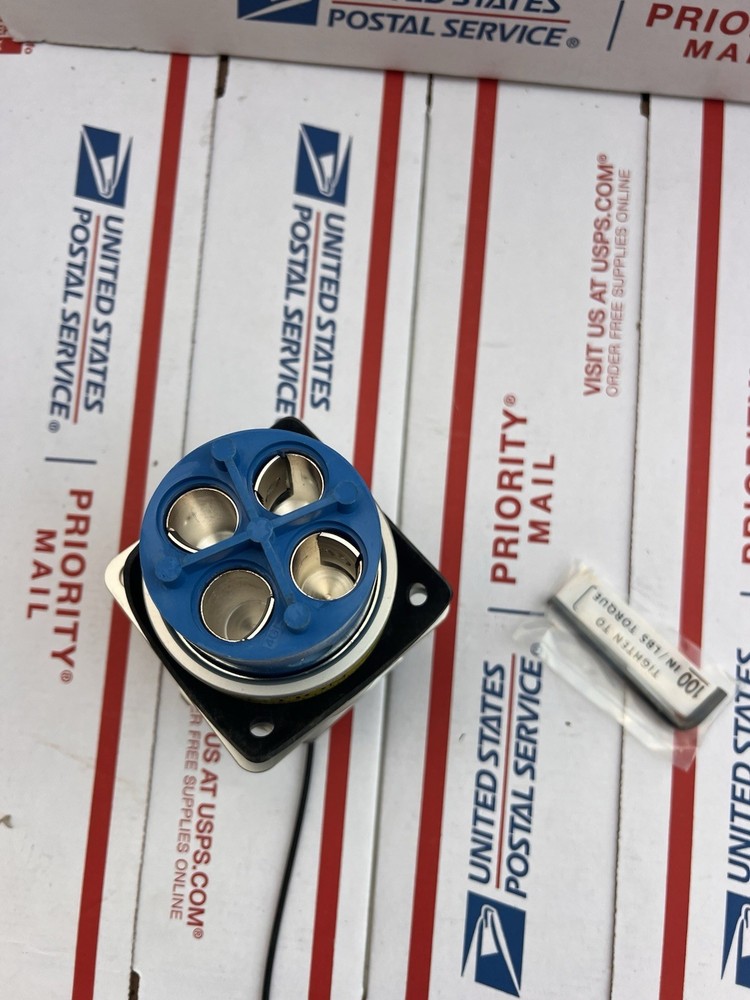 Amphenol NR-20034 Receptacle