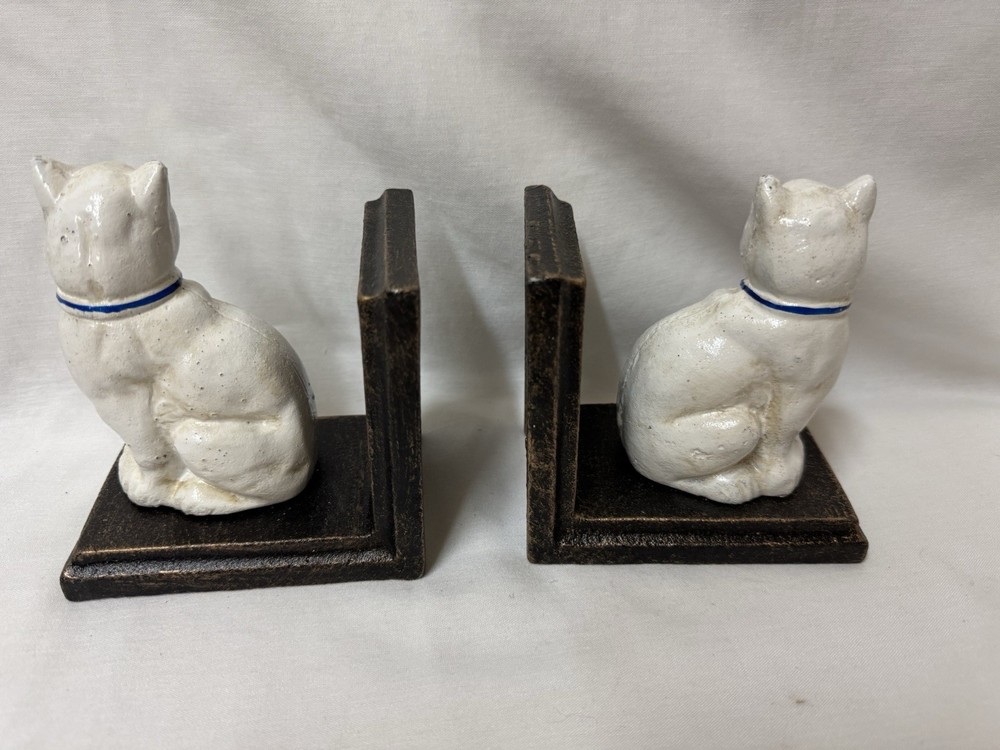 Vintage Style Cast Iron Cat Bookends