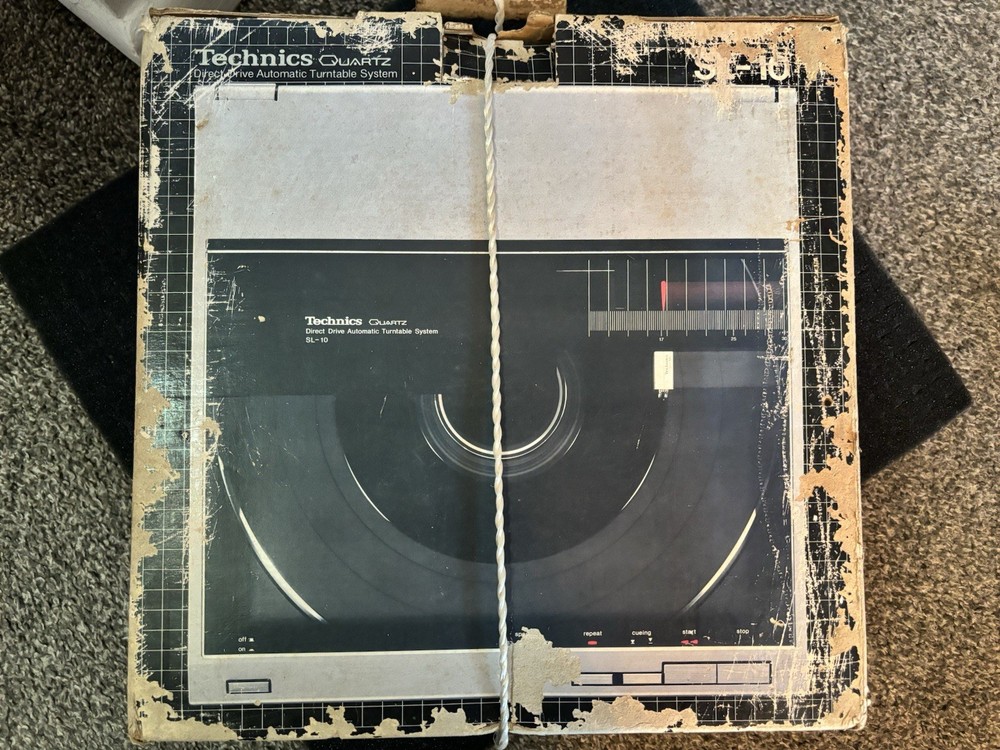 TechnicsSL-10 Quartz Direct Drive Linear Tracking Turntable NEWOLDSTOCK Unopened