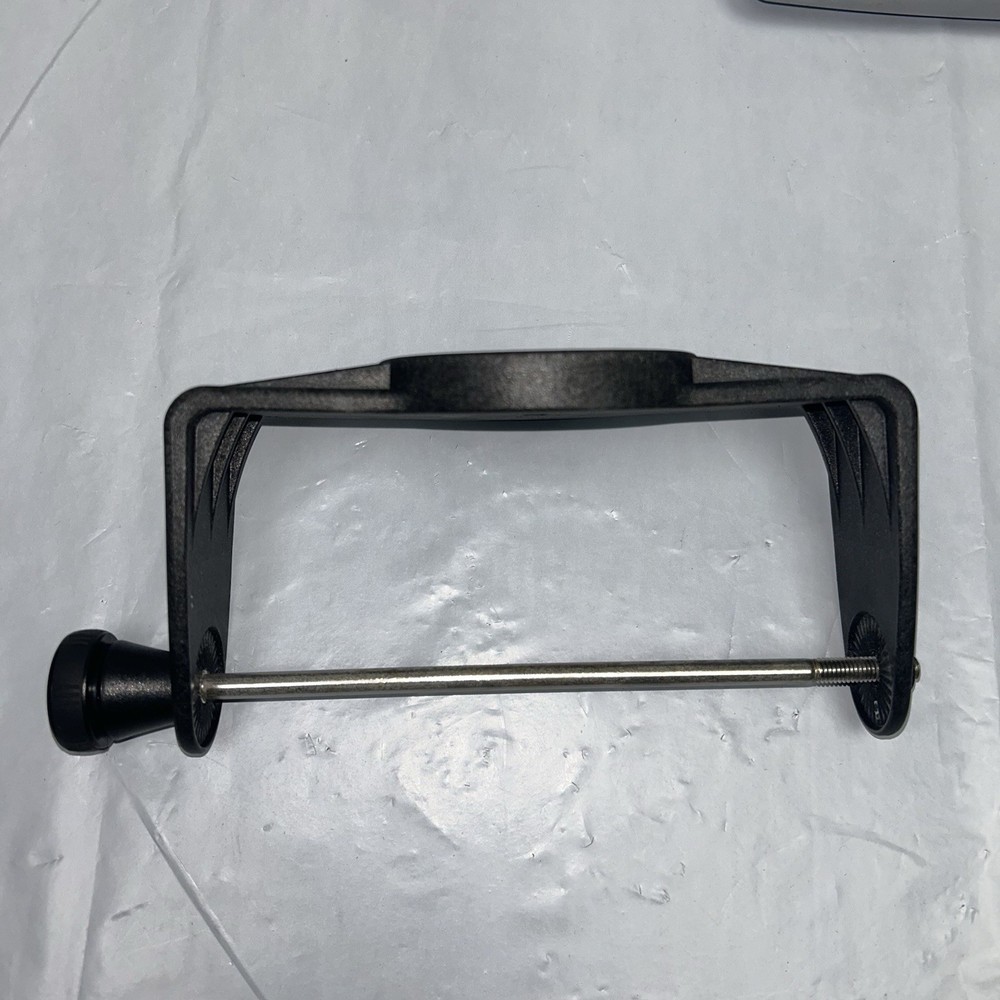 Garmin GPSMAP 521 Chartplotter Fishfinder w/ Mount, Cable, Cover & Chart Card