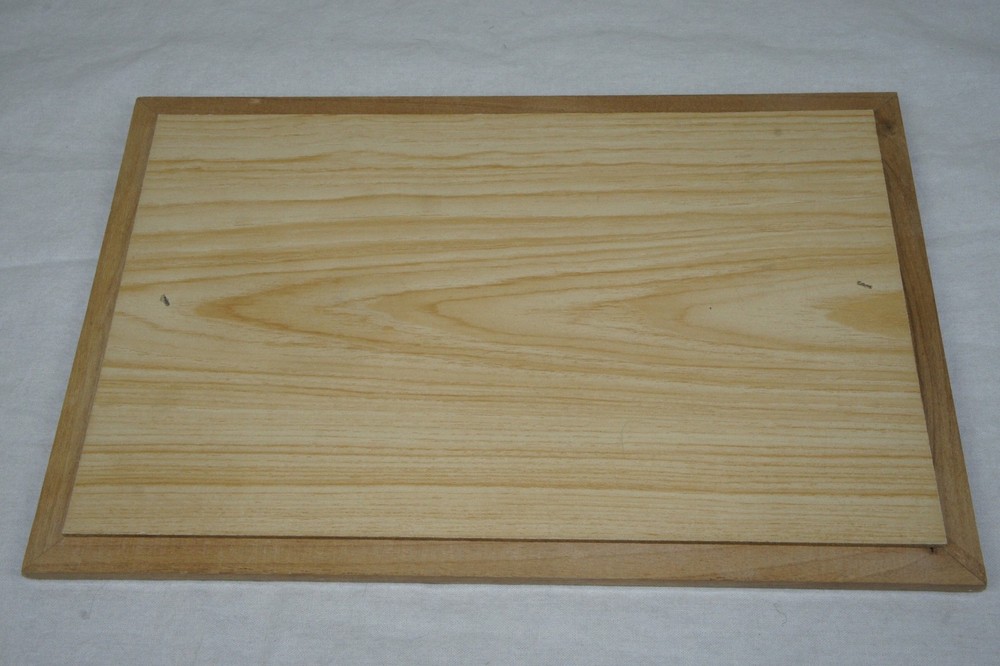 ROXANA LEASK SALMON EAGLE WOOD BOX CERAMIC TILE ART