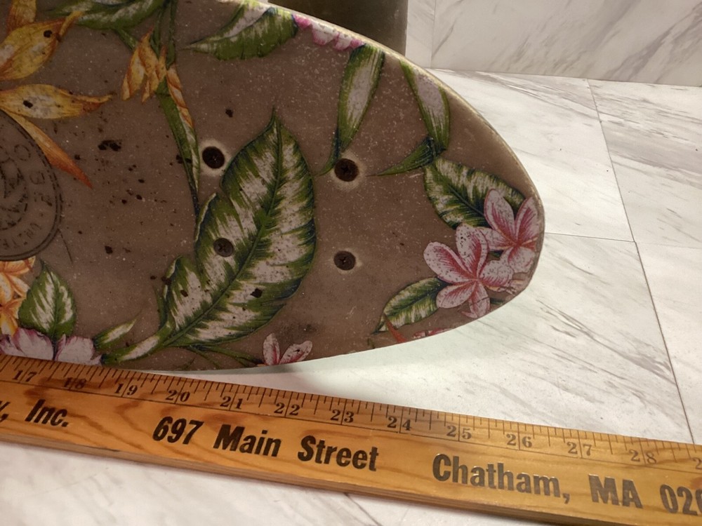 Globe Flower Graphic Complete Skateboard - 25”x7”.