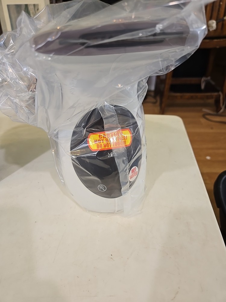 Shift Portable Wrinkle-Free Steamer (E)