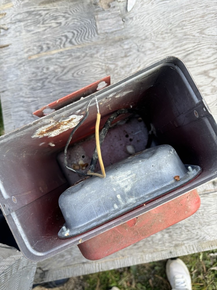 Electric Fence Controller Untested