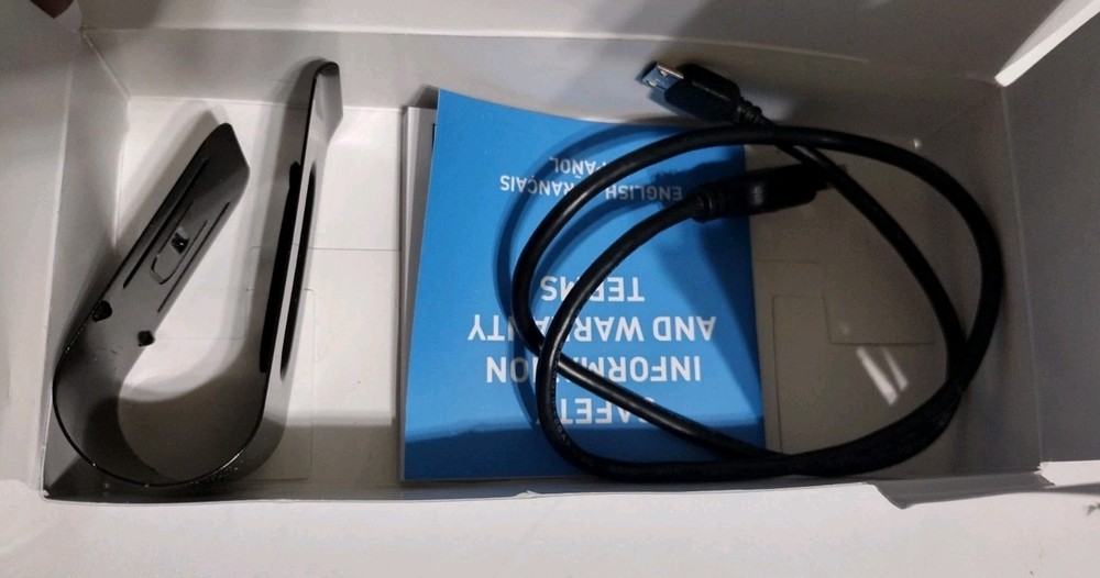 BlueAnt Commute Bluetooth Handsfree True Speech to Text Car Speaker Kit OPEN BOX