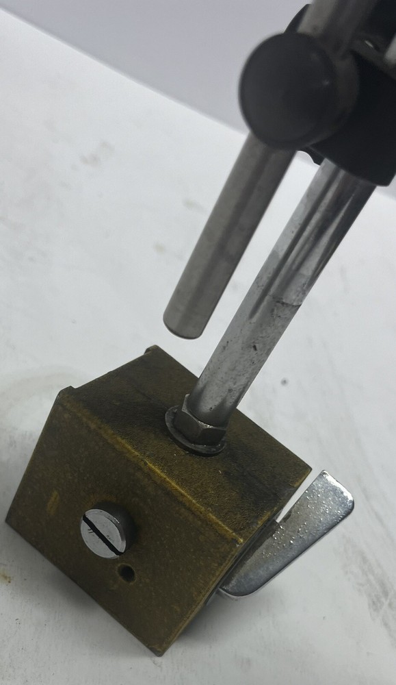 Vintage Magnetic V block & Pointer Brand Unknown Used