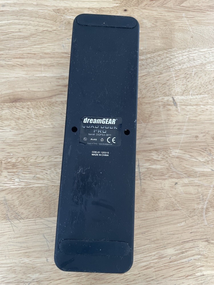 PS3 Move Quad Dock Pro For PlayStation 3 DGPS3-3811 Untested