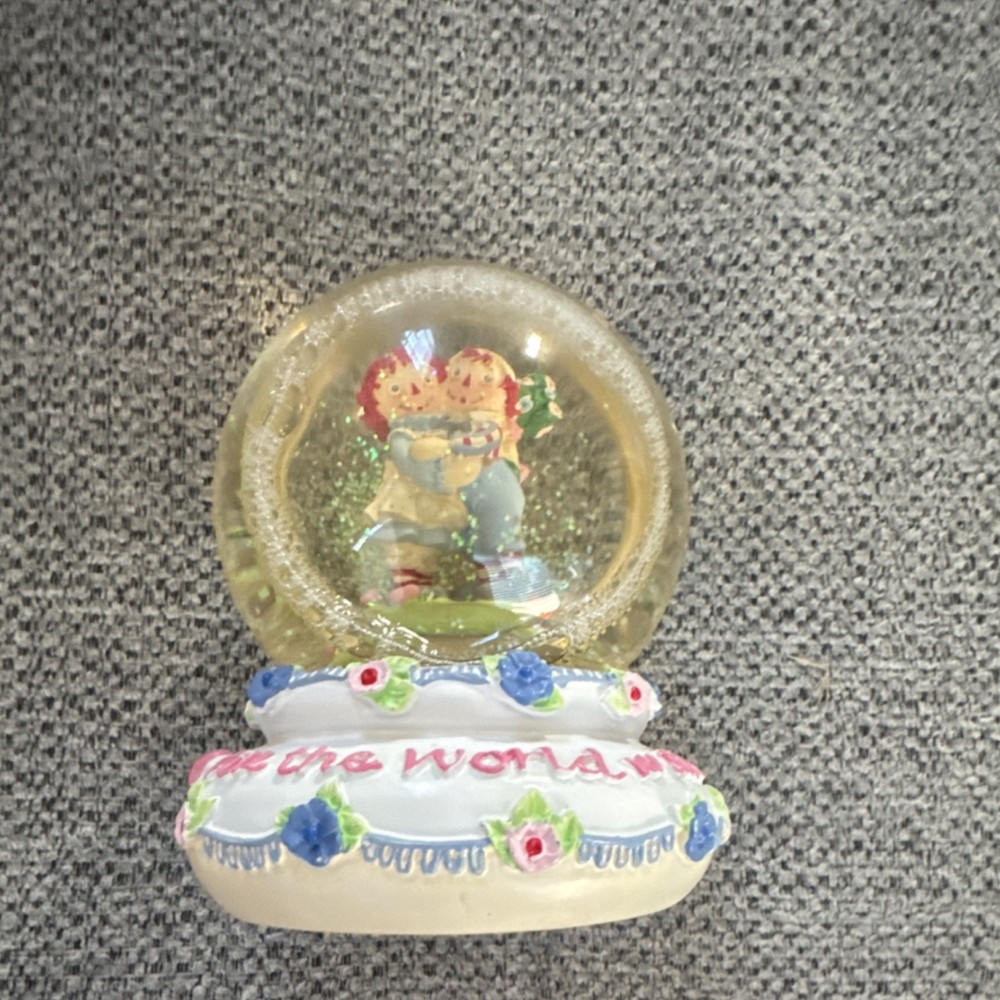 S&S Inc. Raggedy Ann & Andy Multicolor Snow Globe