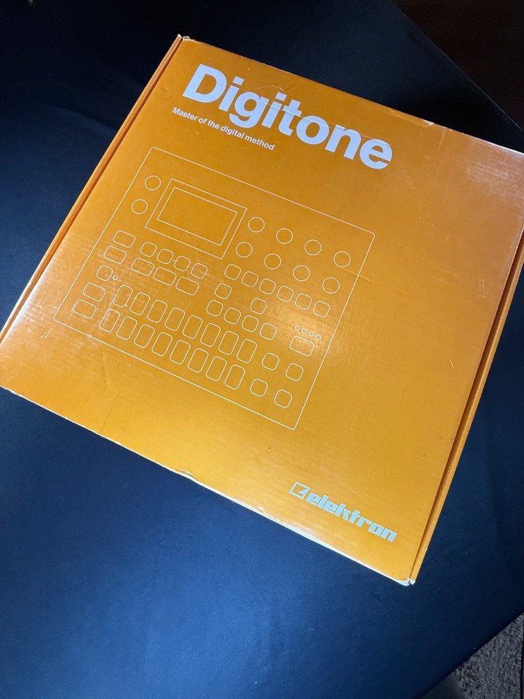 Elektron Digitone 8-voice Polyphonic Digital Synthesizer w/ Sequencer - MINT