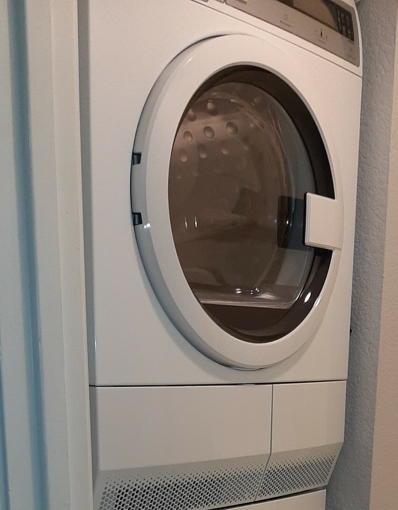 used electric clothes dryer