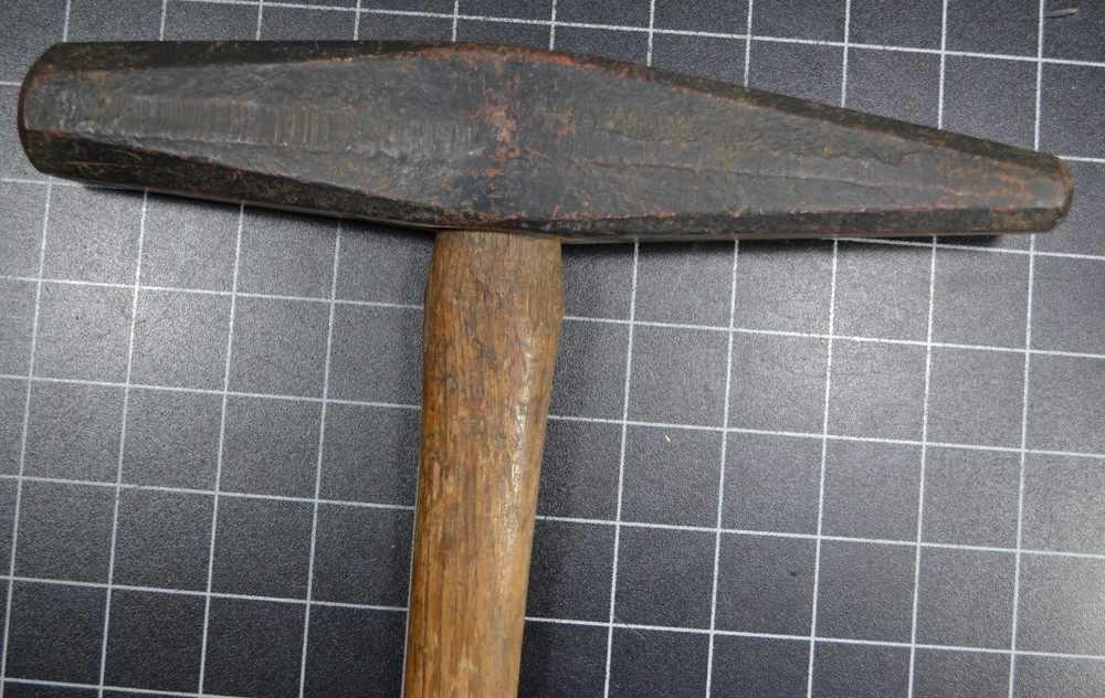 HUBBARD - 8# - STANDARD PATTERN SPIKE MAUL WITH THE ORIGINAL HANDLE