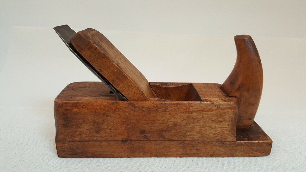 Antique DR Barton horn handled smooth plane continental design