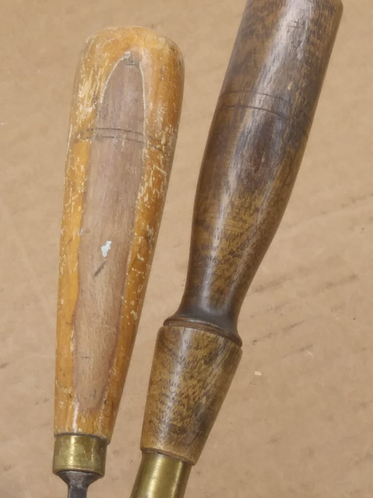 IV93 Lot of 4 Buck Gouges Chisels 3/16", (2) 5/16" & A Vee