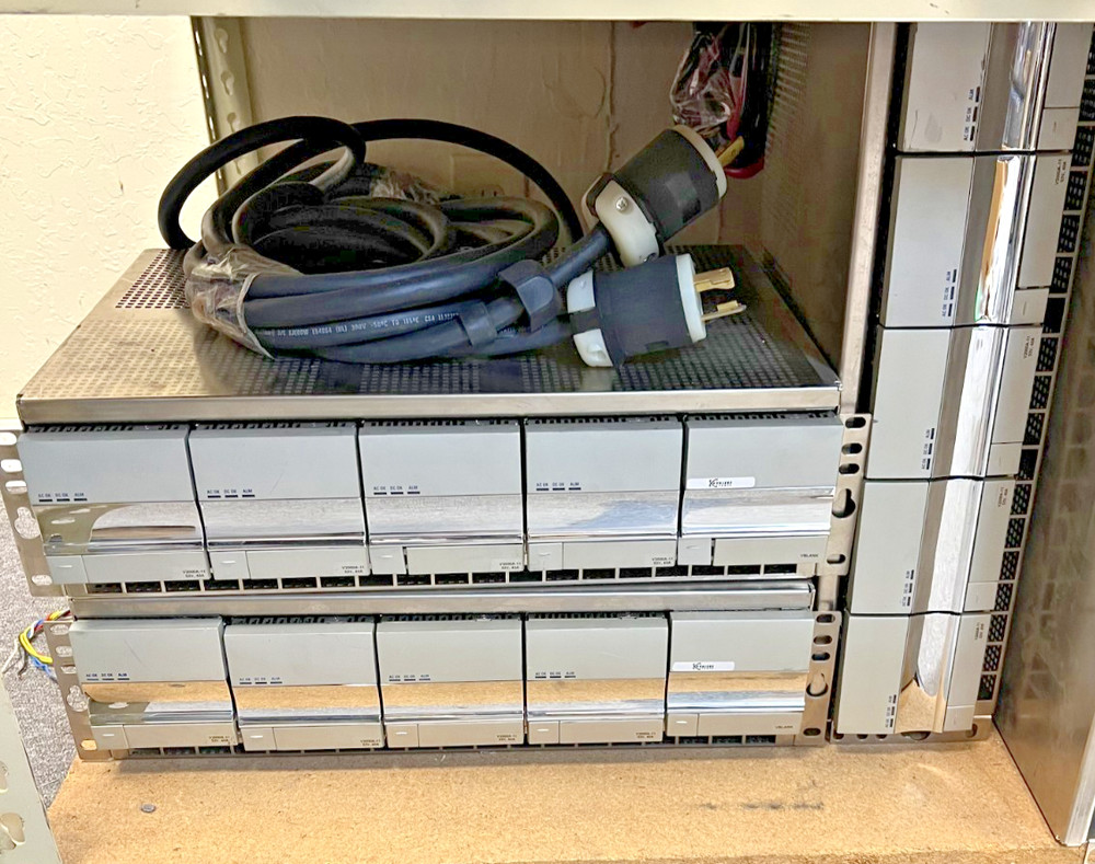 ELTEK VALERE DC Power Supply Rectifier Shelf = 4 X V2000A-VC MODULES =  CM1D-ANN