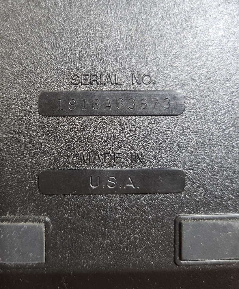 UNTESTED Hewlett-Packard HP 32E Scientific Calculator with case