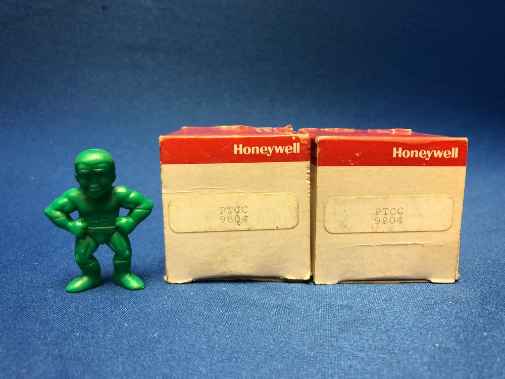 Honeywell PTCC 9804 Micro Switch *LOT OF 2