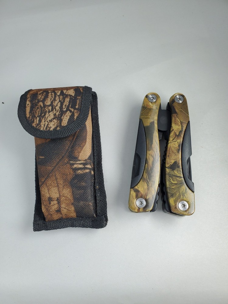 Multitool With Case Heavy Duty High Quality Camo New 9 Tools