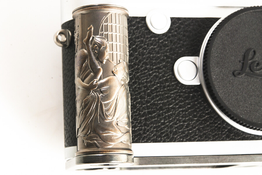New Brass Hand Grip In Embossed Pattern For Leica M10